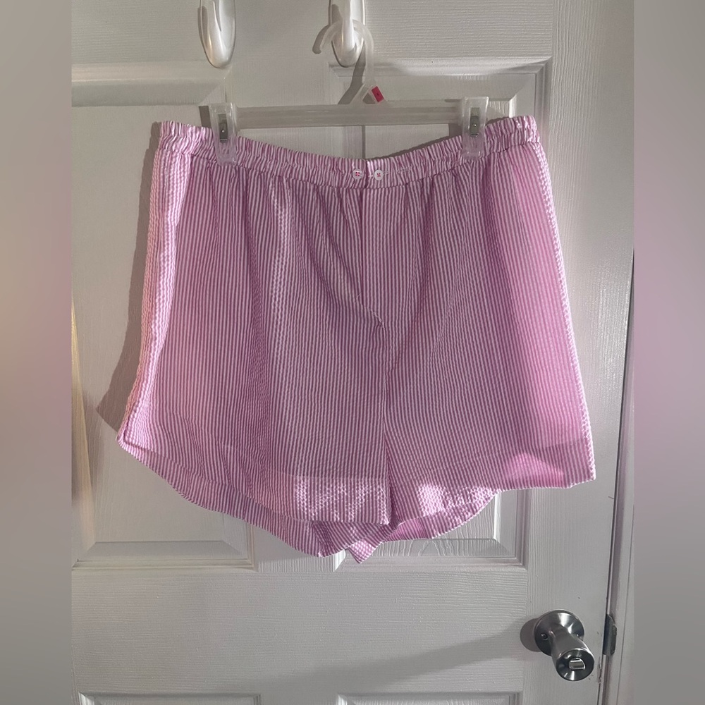 Free People Intimately Lg pink and white striped lounge shorts. NWT